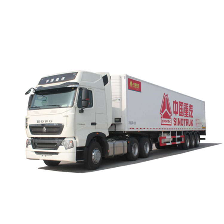 What are the advantages of three axle refrigerated semi trailers compared to ordinary refrigerated semi-trailers?